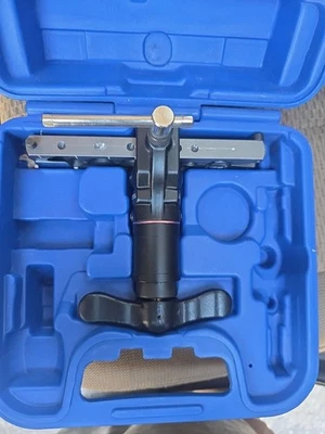 Yellow Jacket 60241 Electric Manual Lightweight Flaring Tool - Image 1 of 3