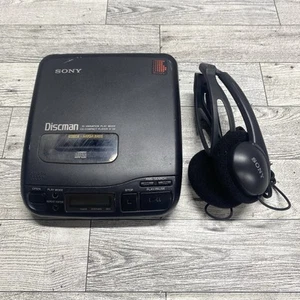 Vintage Sony Discman D-34 Portable CD Compact Player Mega Bass Tested - Picture 1 of 23