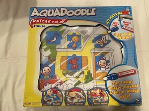 Aquadoodle Match n' Color House Toy - Picture 1 of 2