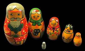 Hand Painted USSR Nesting Dolls Set Of 6 Wooden Dolls Vintage Pets Russia - Picture 1 of 6