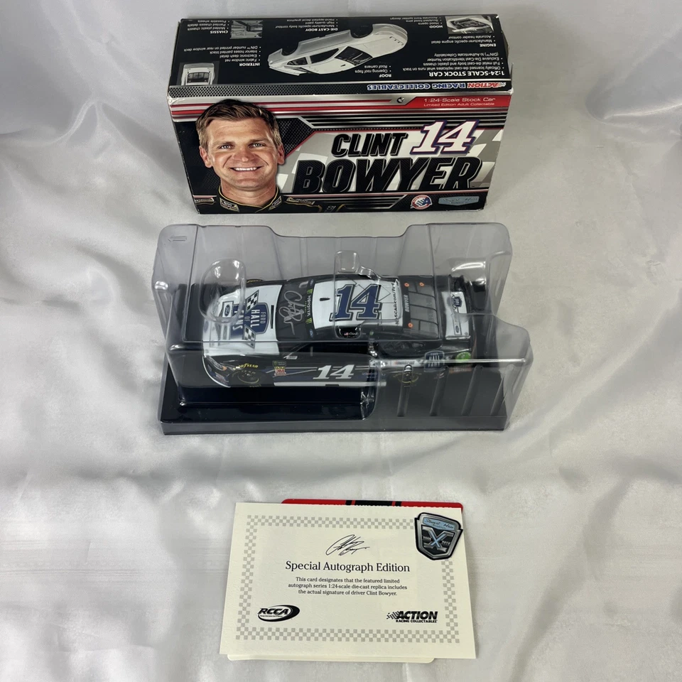 Autografiado 2018 Clint Bowyer #14 Ford Salón de los Fans 1/24 Lionel Nascar 1/321 Foto 1 de 4