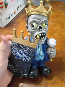 Statua zombie Kansas Citt Royals Zombie Night 2016 BD&A Stadium Giveaway SGA R - Foto 1 di 6