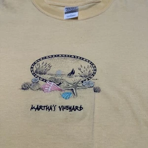 Vintage Marthas Vineyard T Shirt  Men’s XL Crew Neck Embroidered Logo Classic - Picture 1 of 8