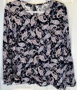 Woman Basic Editions Blouse Sz L Navy Blue Paisley Print Bell Sleeve Top NWT - Picture 1 of 10