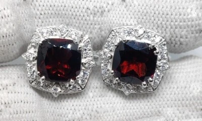 Cojín estilo halo hecho a mano granate rojo y zafiro blanco gemelos de boda para hombre Foto 1 de 4