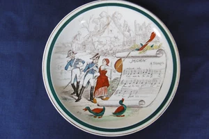 ANCIENNE ASSIETTE CREIL ET MONTEREAU "SUJETS MUSICAUX" N° 11 "MIGNON" - Imagen 1 de 6