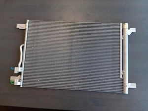 Volkswagen of America 5QM816411  A/C Condenser SET OF 2 - Foto 1 di 3