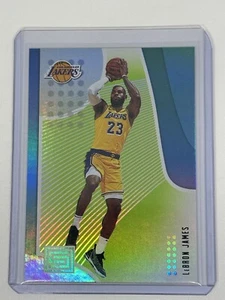 2018-19 Panini Status LeBron James Lime Green Parallel Refractor Card No. 57 - Bild 1 von 2