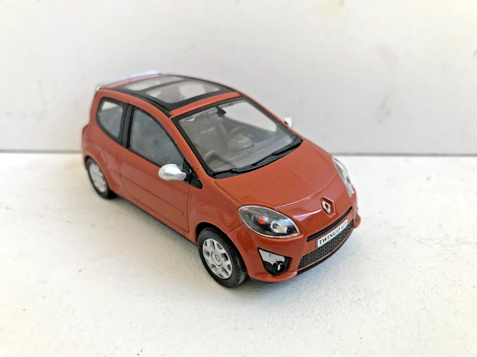 Renault Twingo GT 1:43 Cararama Foto 1 de 3