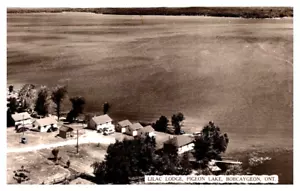 BOBCAYGEON ONTARIO CANADA PIGEON LAKE LILAC LODGE REAL PHOTO POSTCARD (H-43) - Picture 1 of 2