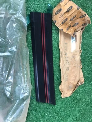 NOS OEM Ford 1979 1984 Mustang Quarter Panel Rubber Moulding 1980 1981 1982 1983 - Image 1 of 4