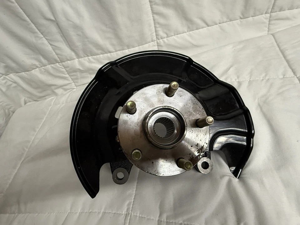 09-13 Toyota Matrix L4 1.8L Replace #698-381 Front Left Steering Knuckle Asembly - Image 1 of 4