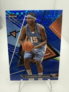 Carmelo Anthony 2024 Topps Finest #134 scacchiera blu /75 - Foto 1 di 3