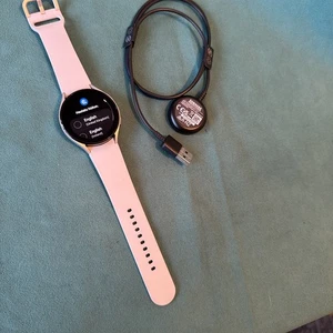 Samsung Galaxy Watch4 SM-R870 44mm Bluetooth Smartwatch Silber - Bild 1 von 9