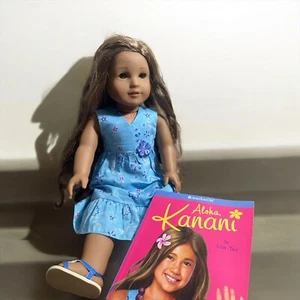 American girl18”Hawaiian Kanani Doll In Meet Outfit  With Necklace Barrette&Book - Picture 1 of 24