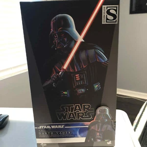 Hot Toys Darth Vader Dueling Effect Version 1/6 Star Wars MMS777 BOX ONLY - Picture 1 of 7
