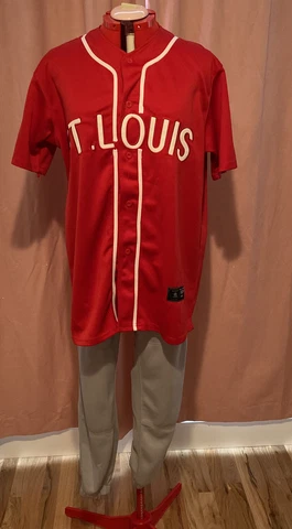 Saint Louis Cardinals Uniform Sz X-Large Top 32-34” Pants￼ Excellent condition Cover