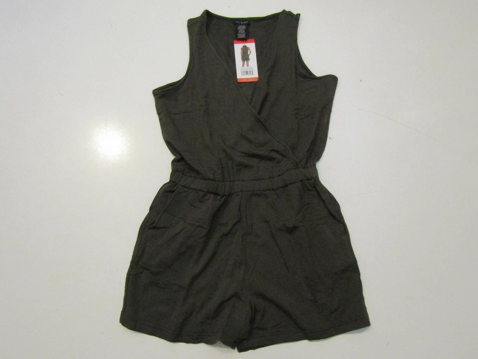 MAX MIA WOMEN'S ON THE GO SOFT WRAP FRONT SLEEVELESS ROMPER(HTR OLIVE MEDIUM)