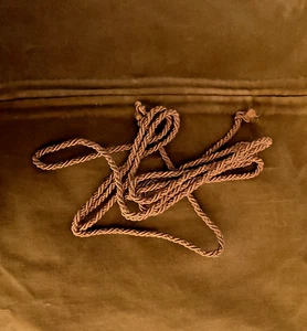 Pillow Back Acrylic Velvet Zipper Closure Plus Cording Antique Gold Portugal - Picture 1 of 4