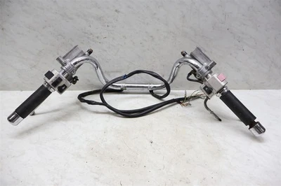 Juego completo de manillar Suzuki Intruder VS800GLP 1992-1999 con controles e interruptores Foto 1 de 4