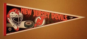 NEW JERSEY DEVILS 12 BY 30 INCH NHL PENNANT - Picture 1 of 1