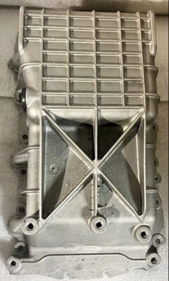 2001-2004 Chrysler 300M / Dodge Heavy Duty Oil Pan 4792956AA OE - Imagem 1 de 3