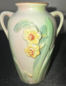 Vintage Roseville-like Daffodil Japanese Ceramic Two Handled Vase - Picture 1 of 10