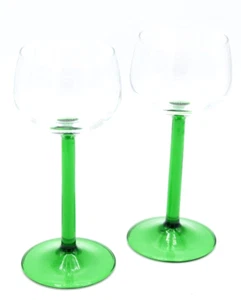 Rhein Wein Smaragd Cristal D'Arques Durand Gläser grüner Stiel Bargeschirr 2 Set Paar - Bild 1 von 3