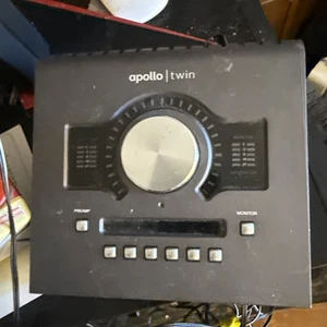 Universal Audio Apollo Twin MKII DUO Audio Interface - bundle with quad dspunit  - Picture 1 of 1