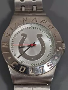 Indianapolis Colts Silver Tone Round Case Stainless Steel Band Watch - Picture 1 of 7