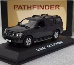 Nissan Pathfinder 4x4 2005 Nero 1:43 Norev 420101 ESTREMAMENTE RARO!! - Foto 1 di 15