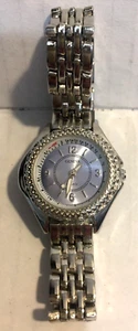 Geneva Women's Quartz Watch Silver Tone Round Face Vintage New Battery - Bild 1 von 4