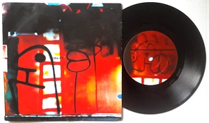 Near Mint U2 The Fly 7" Vinyl 45 1991 - Picture 1 of 2