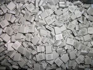 LOT OF 100 EVOX MMK 0.22uF 220NF 100V HI-END AUDIO CAPACITORS ! - Picture 1 of 2