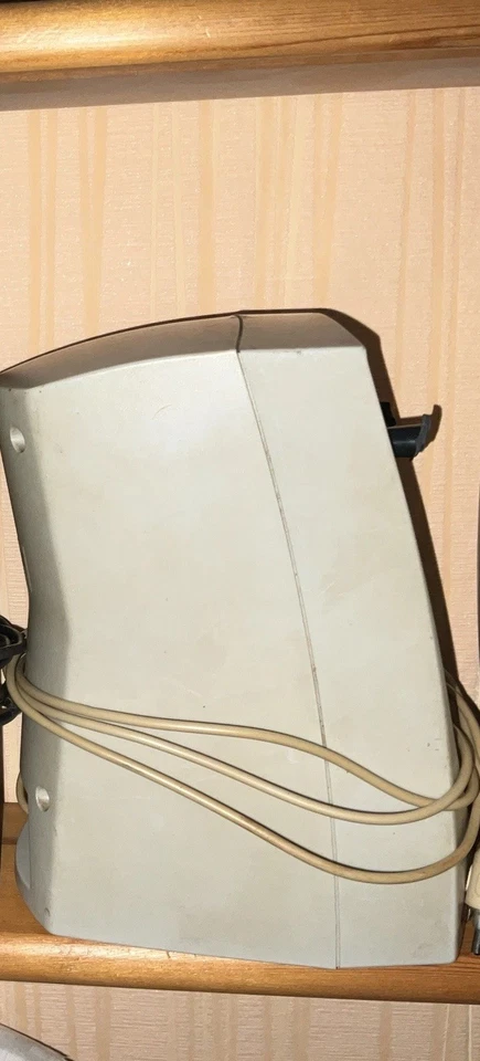 Typhoon passiv boxen und Überraschung Philips pc box aktiv gratis ohne Netzteil. - Bild 1 von 1