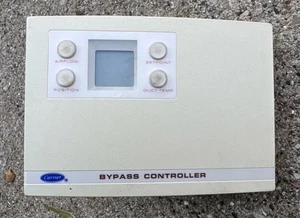 Controlador de derivación Carrier CCN VVT 33CSBC–00 sistema de confort de temperatura - usado - Imagen 1 de 4