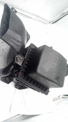 Conjunto de filtro de aire usado se adapta a: Dodge Avenger 2011 3,6 grado A Foto 1 de 4