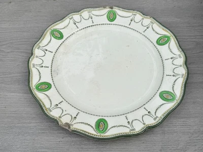 ANTIQUE ROYAL DOULTON COUNTESS GREEN BORDER DINNER PLATE D2802 VINTAGE ENGLAND - Image 1 of 4