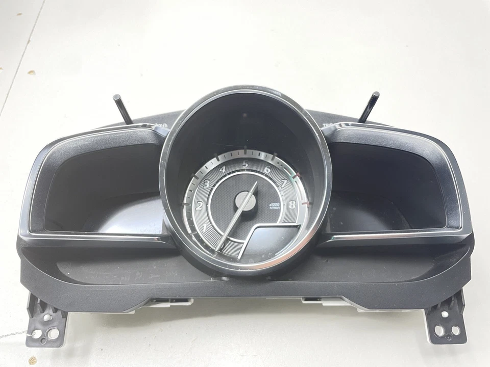 Mazda 2016 3 velocímetros cuadro de instrumentos indicadores OEM C260 Foto 1 de 4