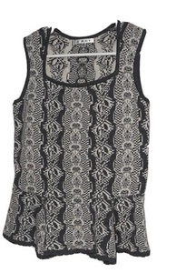 Top Cabi Wonderfall Me Peplum Tejido Concha Talla M Gris Blanco - Imagen 1 de 6
