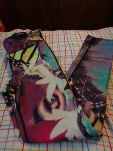 Girls Gap Kids GapFit Athletic Leggings Size XL MULTICOLOR FLOWERS SHAPES  - Picture 1 of 5