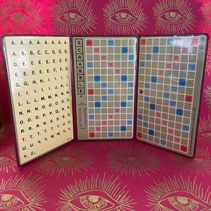 Scrabble Pocket Edition Travel Size Vintage Crossword Board Game Vinyl 70s! - Picture 1 of 4
