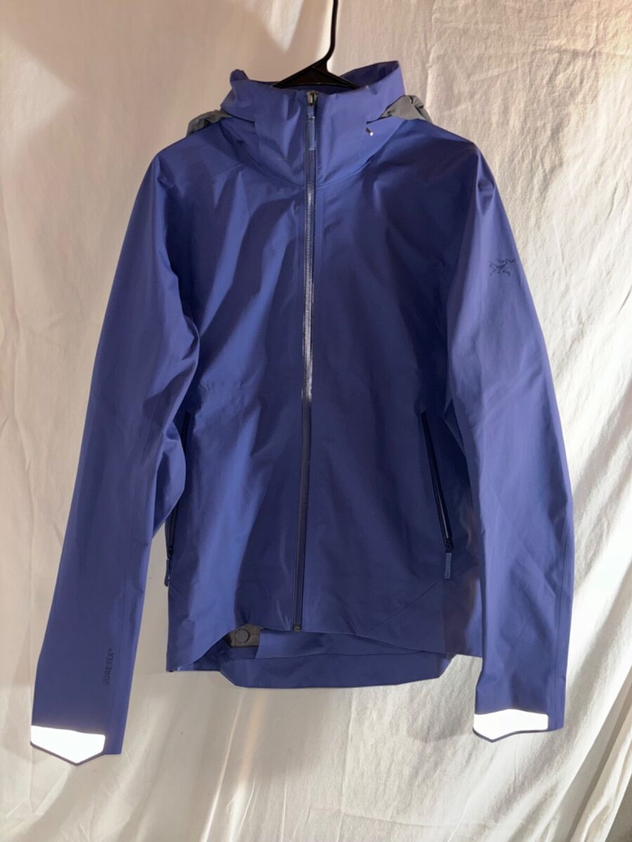 Arc'teryx Size M Camping & Hiking Coats & Jackets for Men Arc'teryx Size M Camping & Hiking Coats & Jackets for Men