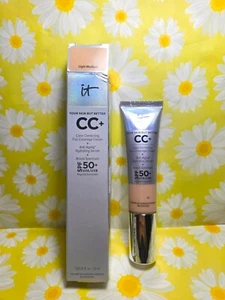 IT Your Skin but Better CC+ SPF50 Crema Correctora de Color Medio Claro 1.08 6/26 - Imagen 1 de 6