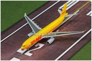 1:400 JC WINGS DHL Air Hong Kong AIRBUS A330-200F Aircraft Diecast Plane Model - Picture 1 of 11