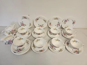 Arcadia Royal Doulton Bone China 8 tazas platillos platos de postre crema de azúcar - Imagen 1 de 15