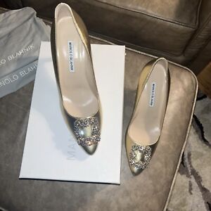 MANOLO BLAHNIK “HANGISI” 90 Size 39 $1300