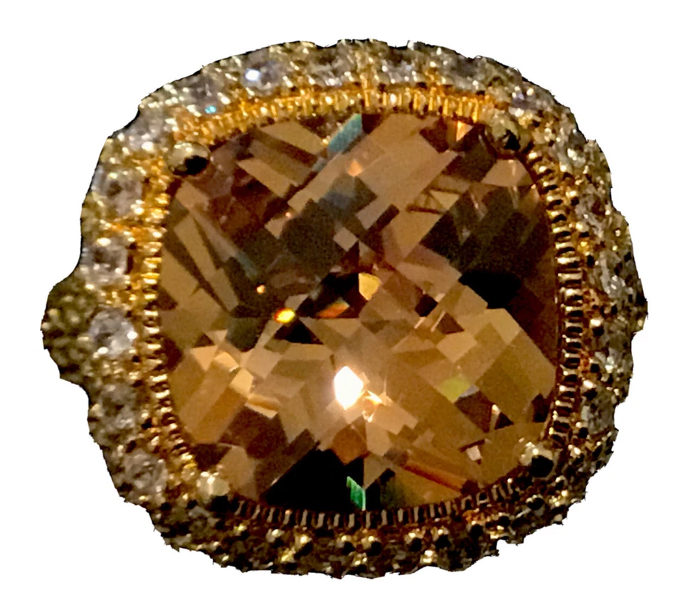 Anillo de diamantes de laboratorio champagne de Charles Winston en oro .925 talla grande 8. Foto 1 de 4