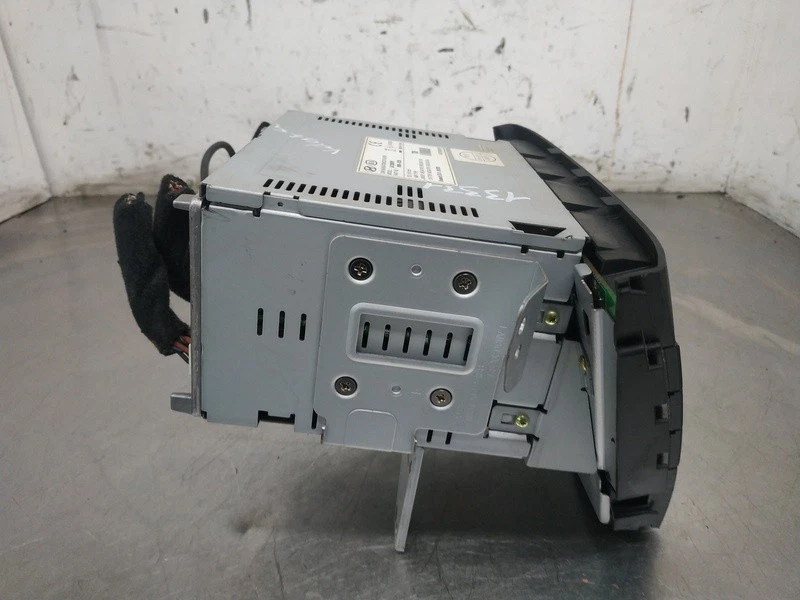 965602V220 sistema audio radio cd para HYUNDAI VELOSTER KLASS 2015 436946 - Imagen 1 de 4