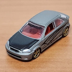 Revell - Honda Civic Hatchback - Cargador Lowrider Edge - Aduanas New Age - Imagen 1 de 9